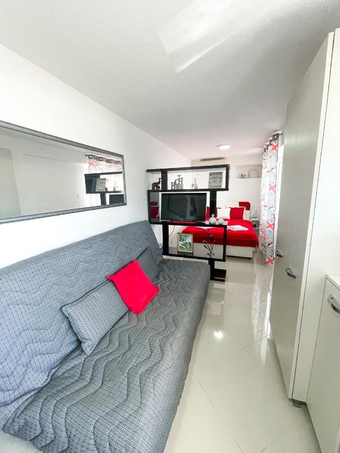 Al Mare Apartment Игало Екстериор снимка
